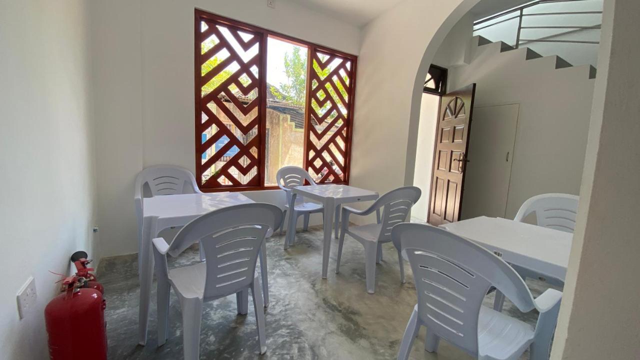 Raalhu Dhangethi Bed and Breakfast Exterior foto